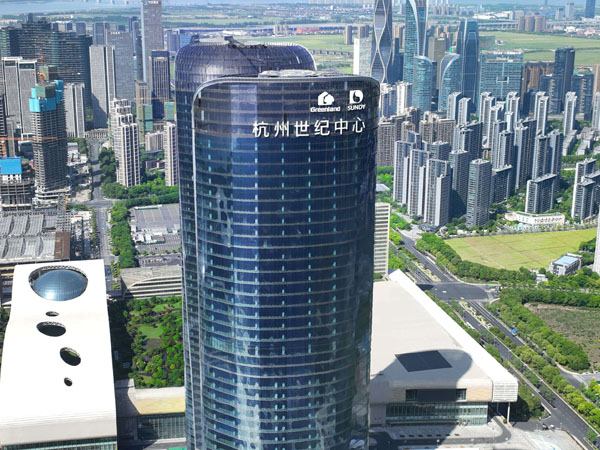 海口高空广告发光字厂家直销如何确保安装安全与质量？