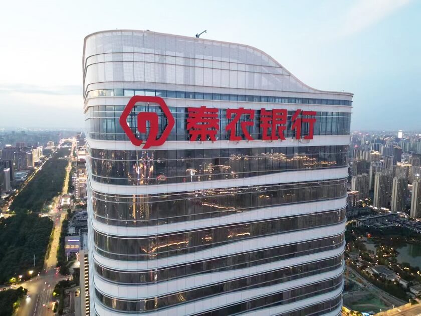 杭州哪家公司做外墙玻璃广告字技术最强？