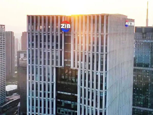 龙岗哪家制作7米楼体大字最专业可靠？