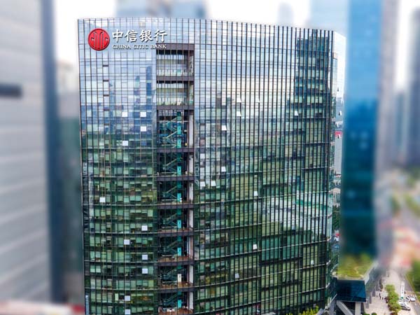 超高层高空楼宇广告字如何确保安全？
