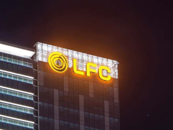 楼体logo安装后如何验收？